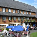 Zum Loewen - Unteres Wirtshaus Titisee-Neustadt