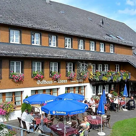 Zum Lowen - Unteres Wirtshaus 3* تيتيسي نيوستادت